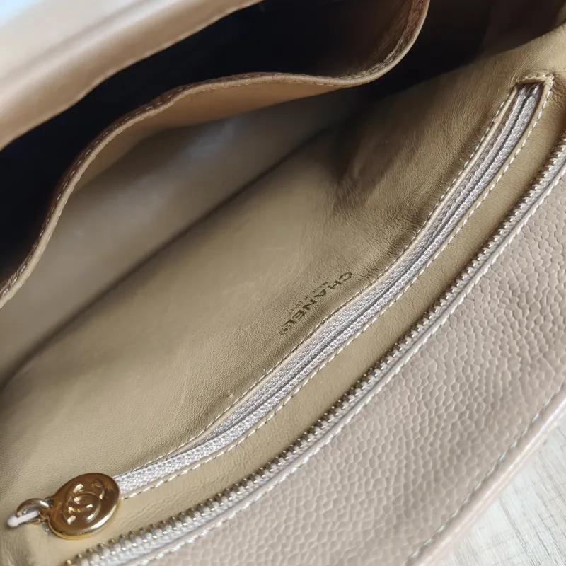 Chanel Top Handle Bag Medallion Taupe Grained Calfskin Large 30 × 15 × 24 cm 7 — detail view 5 of 13