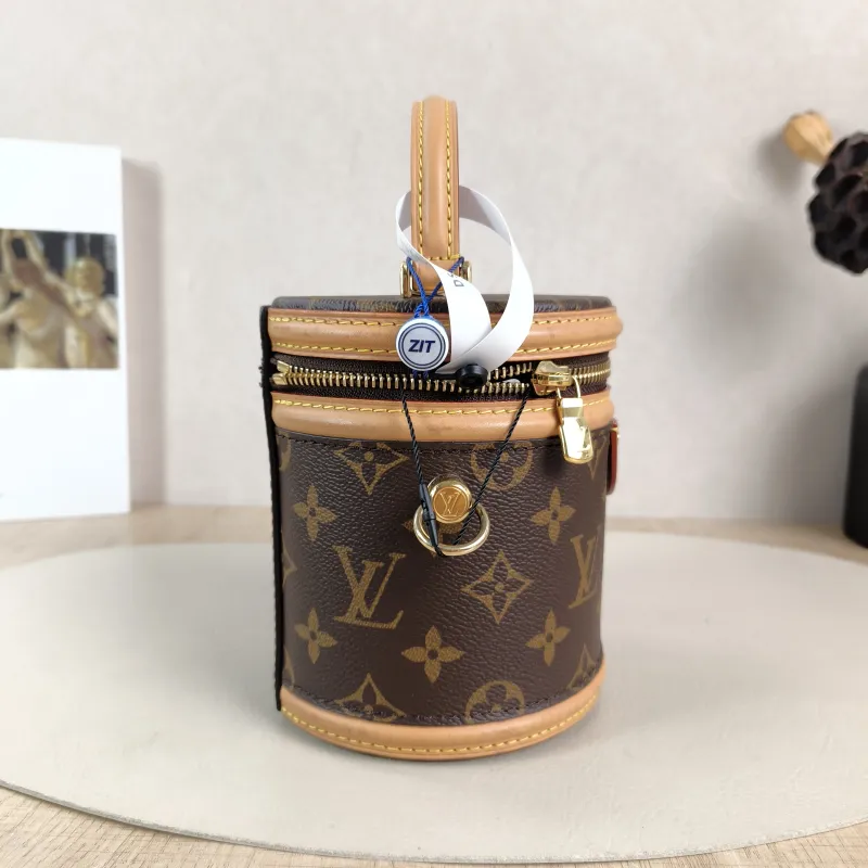 Louis Vuitton Crossbody Bag Cannes Monogram PVC nano 14 × 12 × 14.5 cm — detail view 5 of 15