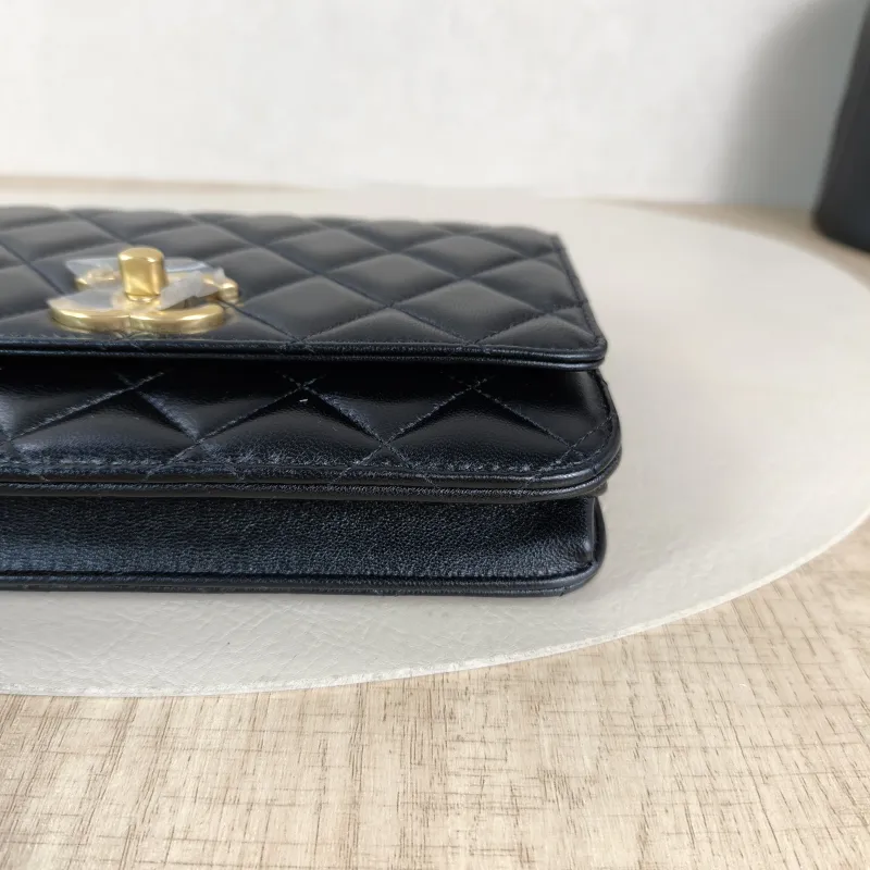 Chanel Crossbody Bag Classic Flap WOC CF WOCWOC Bag C Black Lambskin Mini 19.2 × 3.5 × 12.3 cm — detail view 3 of 12