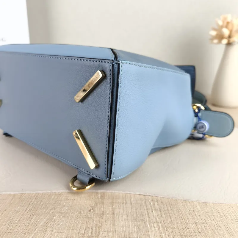 LOEWE Crossbody Bag Puzzle Blue CC alfskin Small 24 × 10.5 × 16.5 cm — detail view 4 of 11