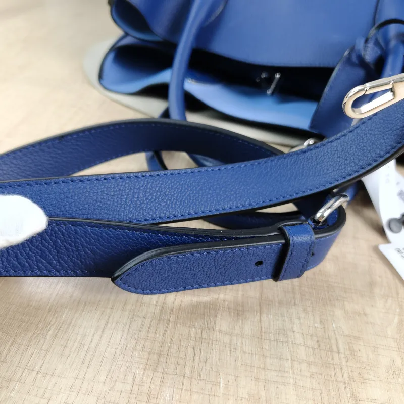 DIOR Shoulder Bag Shoulder Bag Blue Calfskin One Size32 × 20 × 25 cm — detail view 10 of 13