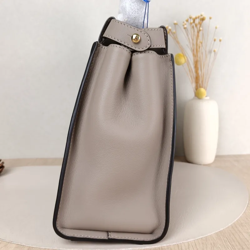 FENDI Top Handle Bag Peekaboo IS ee U Grey Calfskin Medium 33.5 × 13 × 25.5 cm — detail view 8 of 12