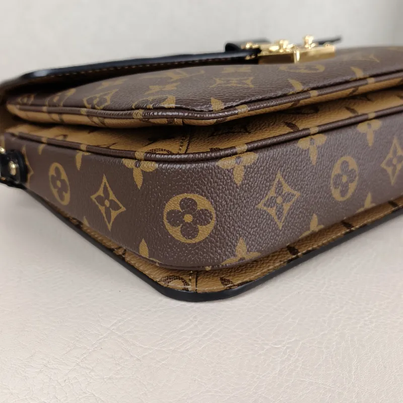 Louis Vuitton Crossbody Bag Pochette Métis Monogram Colorblock PVC Medium 25 × 7 × 19 cm — detail view 5 of 14