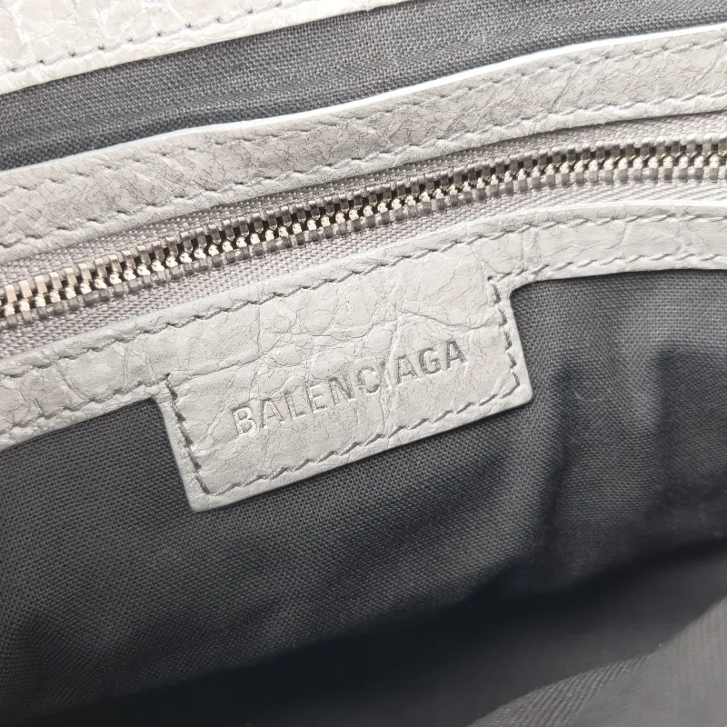 BALENCIAGA Crossbody Bagle cagole Crossbody Bag Grey Lambskin One Size24 × 5 × 14 cm — detail view 5 of 14