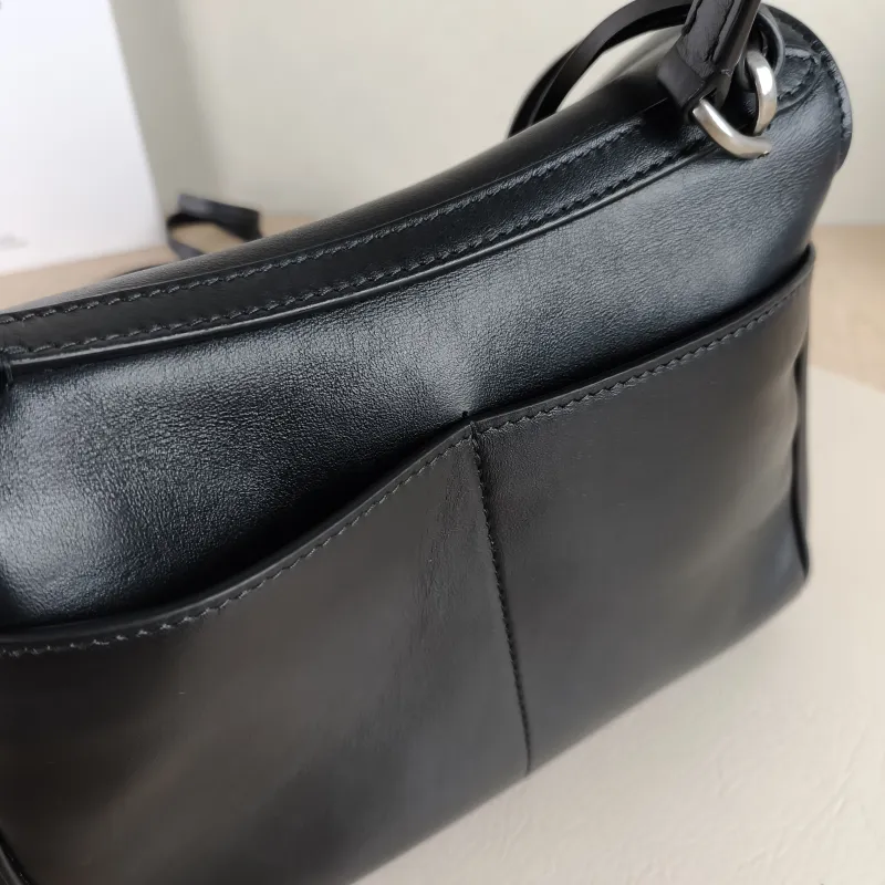 BALENCIAGA Crossbody Bag RODEO Black Calfskin Mini 23 × 10 × 17 cm — detail view 1 of 13