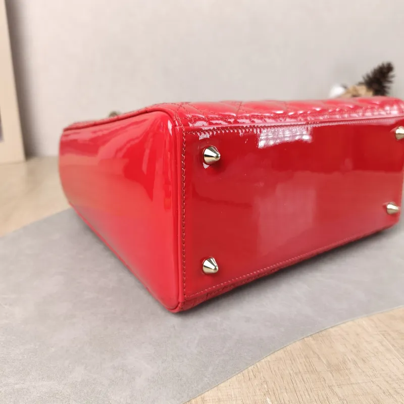 DIOR Top Handle Bag Lady Lady Dior Bag Red Patent Leather Medium 24 × 12 × 21 cm — detail view 7 of 12