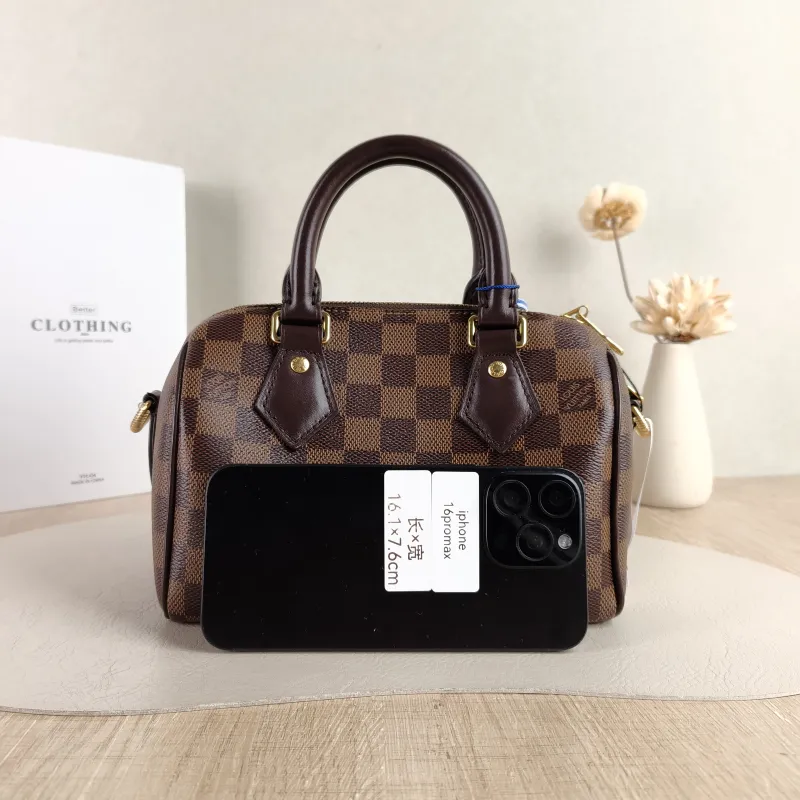 Louis Vuitton Crossbody Bag Speedy20 Shoulder Strap PVC Small 20.5 × 12 × 13.5 cm — cover view 5 of 6