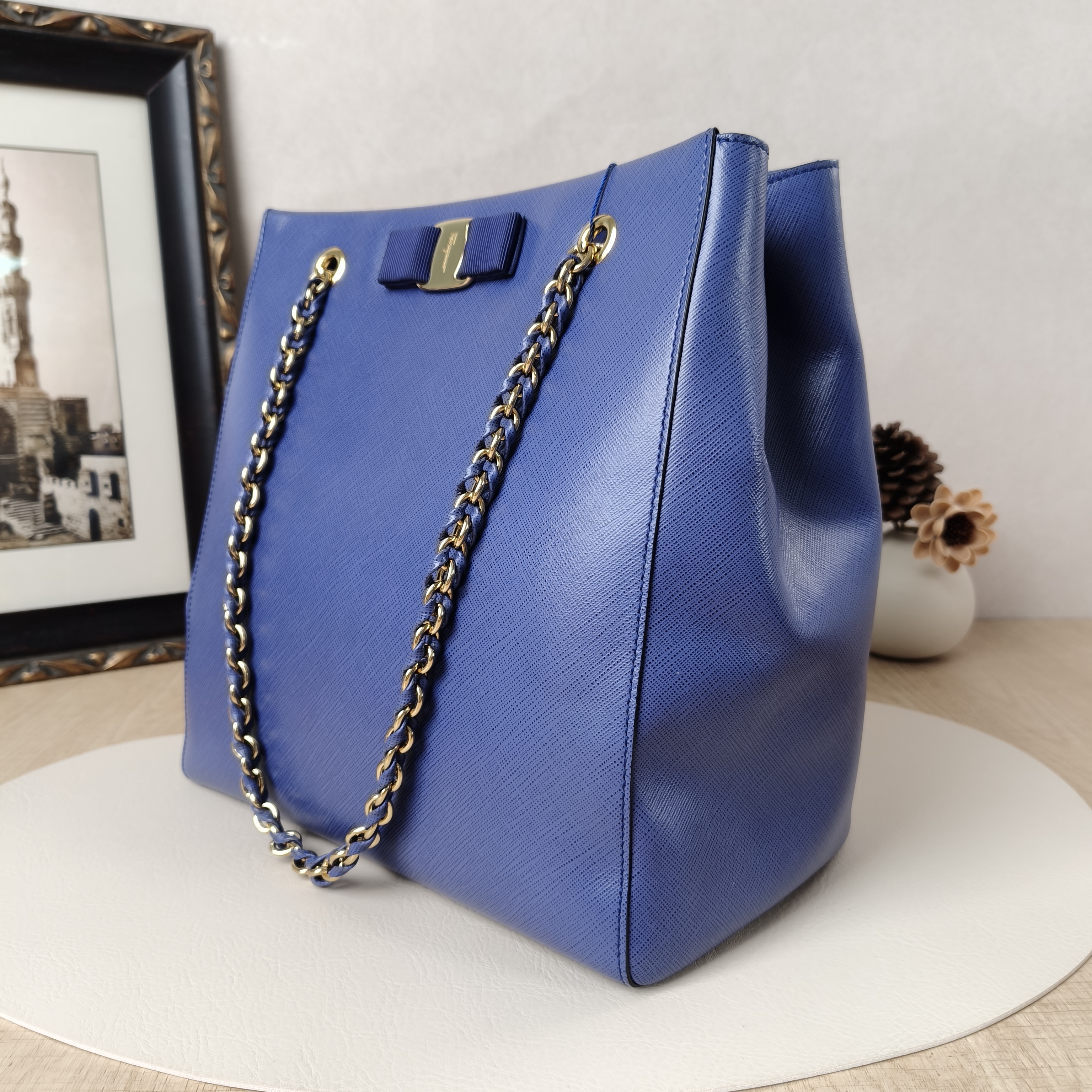 FERRAGAMO Shoulder Bag Tote Bag Navy Calfskin One Size25 × 15 × 27 cm — cover view 2 of 9