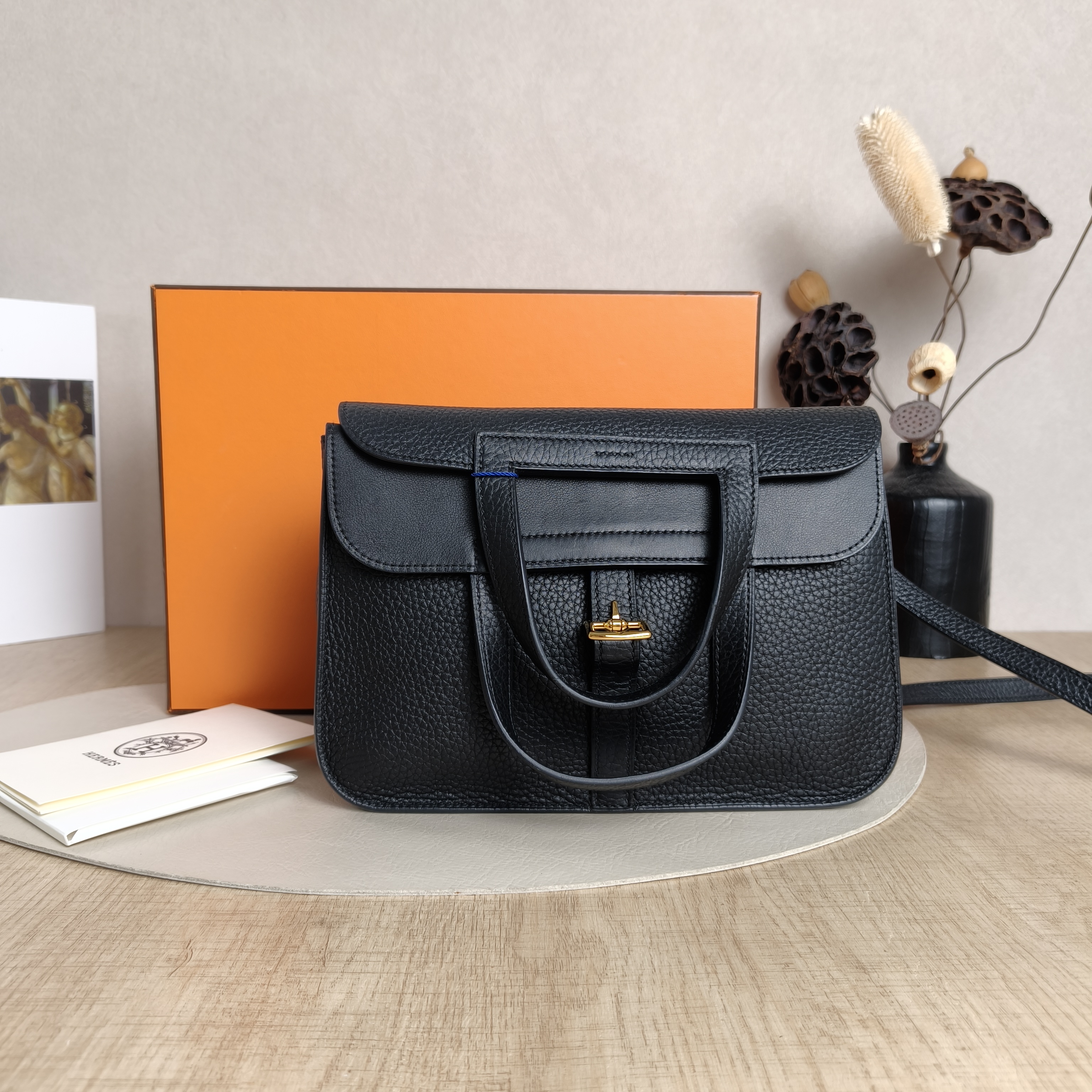 Hermès Shoulder Bag Halzan 25Black Taurillon Clemence TC Calfskin Small25 × 8 × 17 cm — cover view 3 of 12
