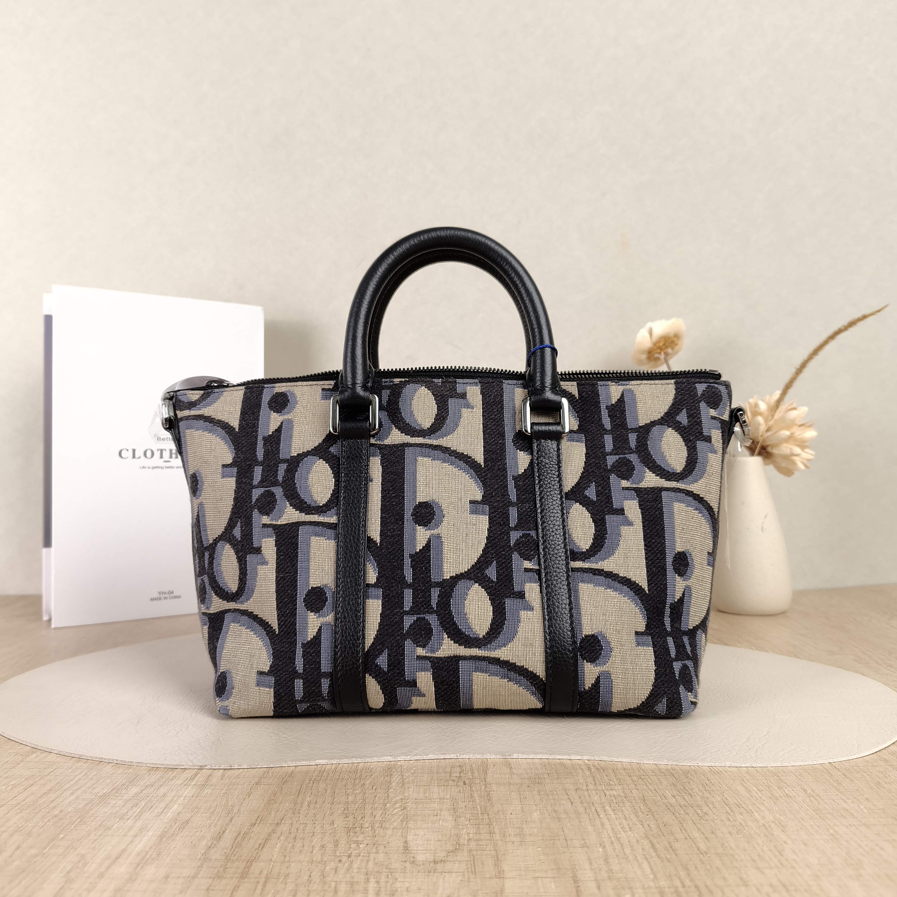 DIOR Crossbody Bag Weekender 25 Top Handle Bag Monogram logo Canvas One Size31 × 12 × 18 cm — cover view 5 of 5