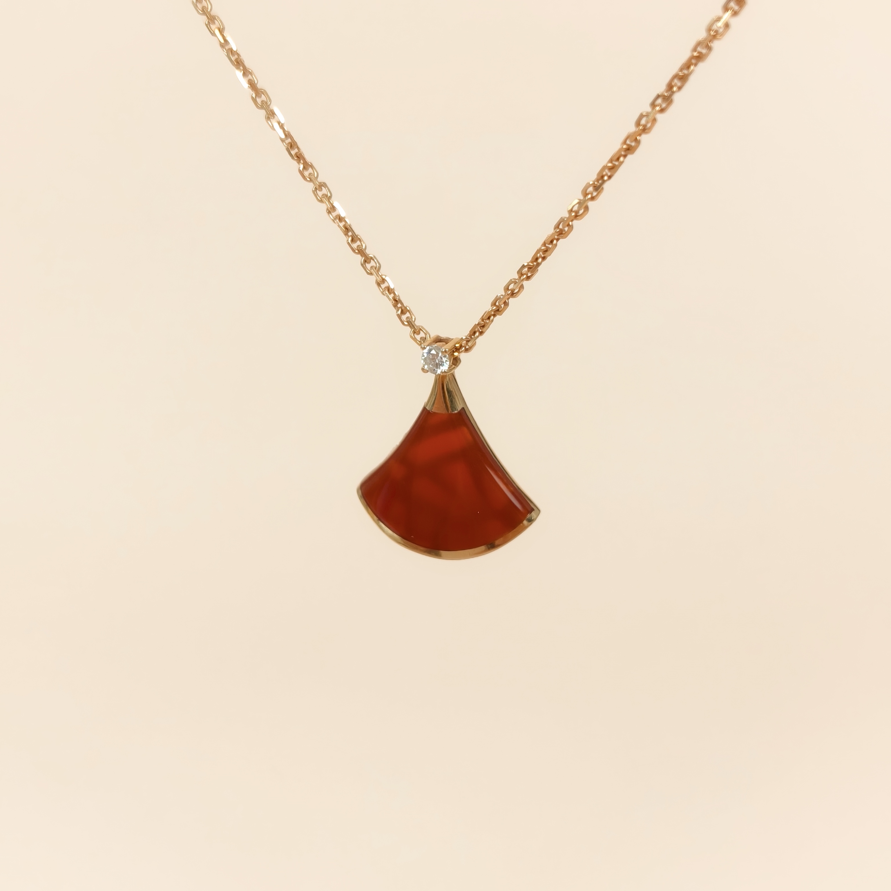 Bvlgari Necklace DIVAS’ DREAM Collection 18K Diamond One Size Pendant1.5cm 44cm — cover view 5 of 9