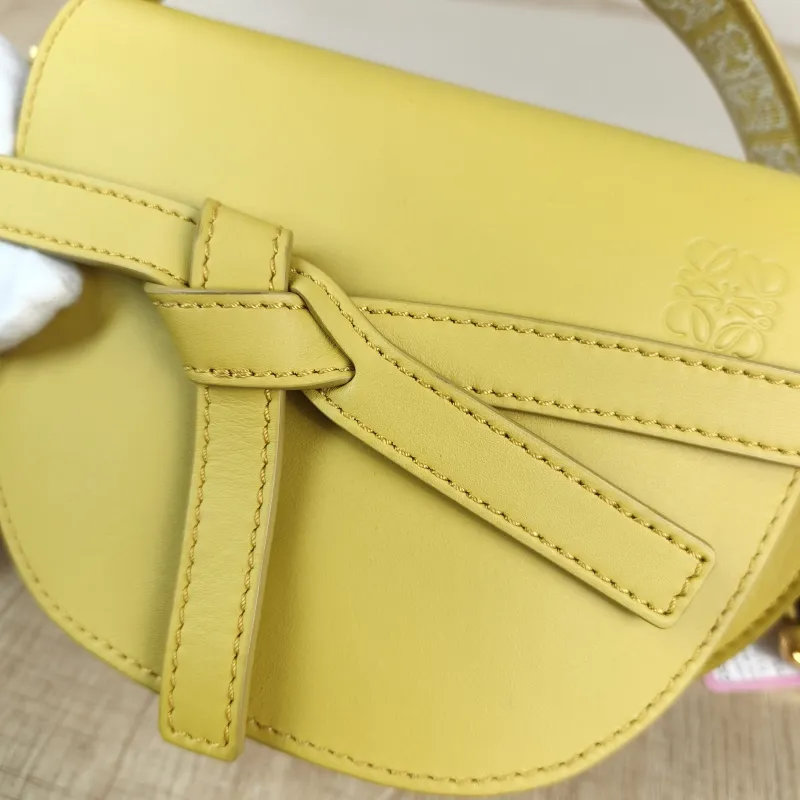 LOEWE Crossbody Bag Gate Dual Calfskin Mini 21 × 9.5 × 12.5 cm — detail view 11 of 12