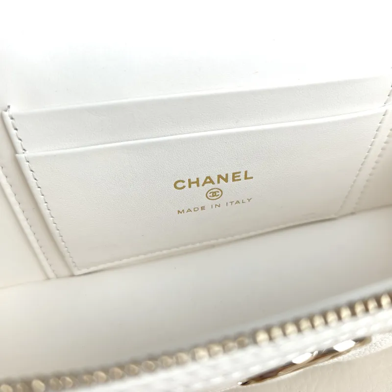 Chanel Crossbody Bag lp Box Bag Top Handle Crossbody Bag White Grained Calfskin 19 × 5 × 12 cm — detail view 1 of 12