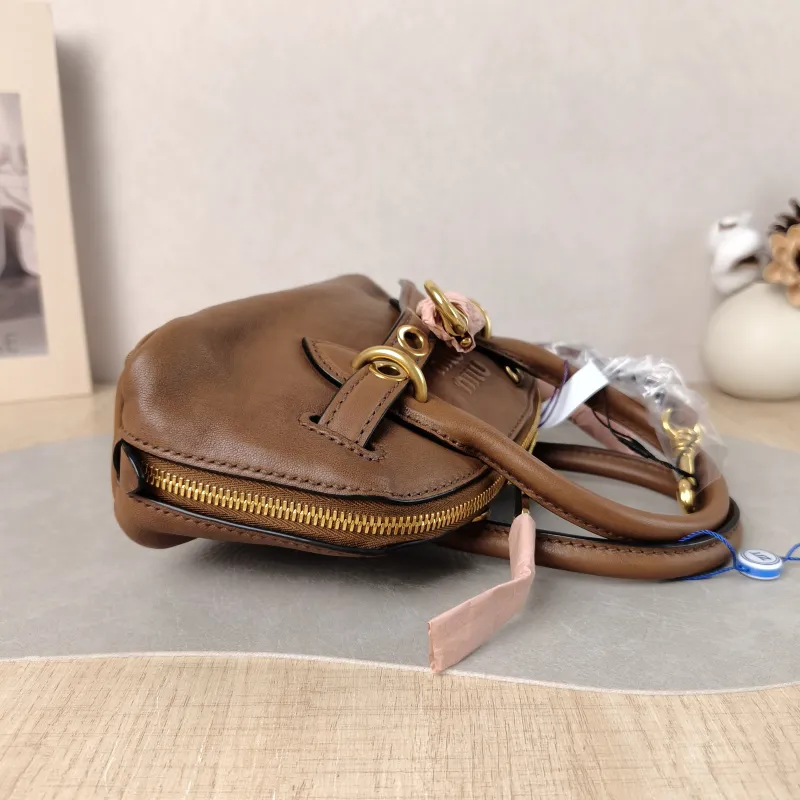 Miumiu Top Handle Bag Aventure Top Handle Bag SL ambskin Mini 21 × 8 × 13.2 cm — detail view 12 of 12