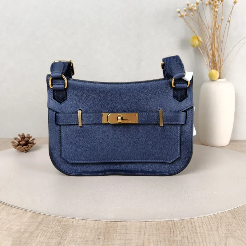 Hermès Crossbody Bag Jypsiere 23 73 Evercolor Calfskin Mini 23 × 5 × 17 cm K
