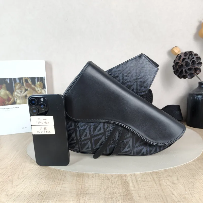 DIOR Crossbody Bag saddle Black PVC · Calfskin One Size 26 × 4.5 × 19 cm — cover view 5 of 6