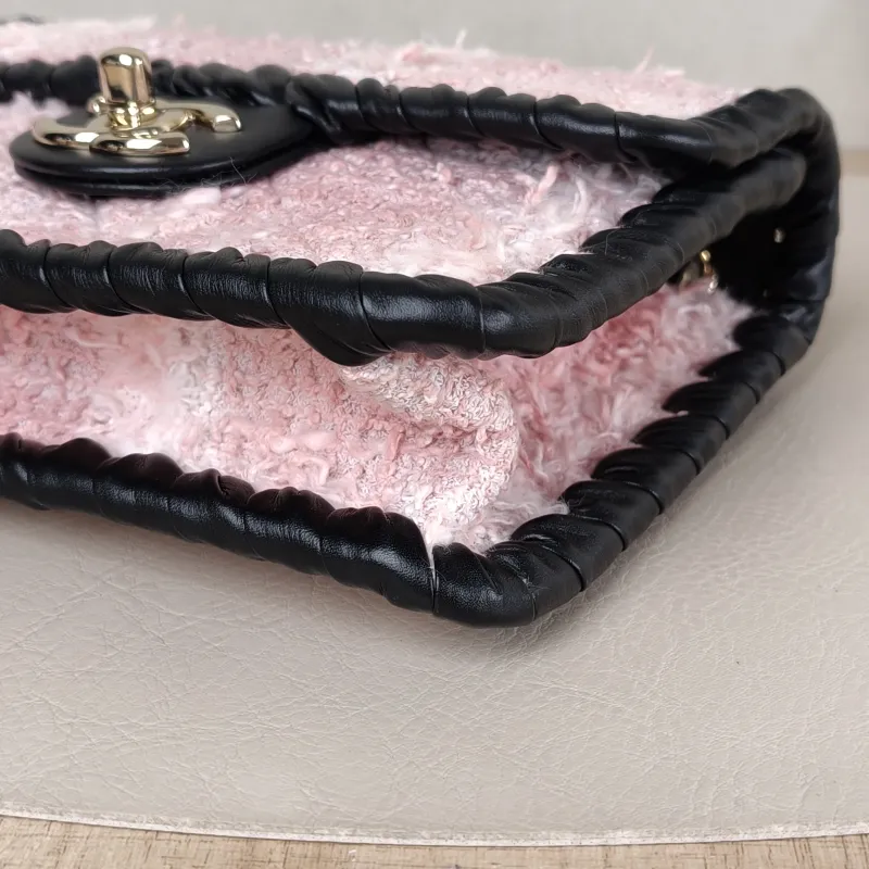 Chanel Crossbody Bag 22c Woven Pink One Size 19 × 5 × 15 cm — detail view 3 of 15