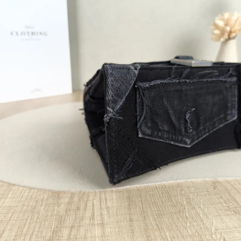 BALENCIAGA Crossbody Bag Hourglass Hourglass Bag Grey Small 23 × 10 × 14 cm — detail view 9 of 13