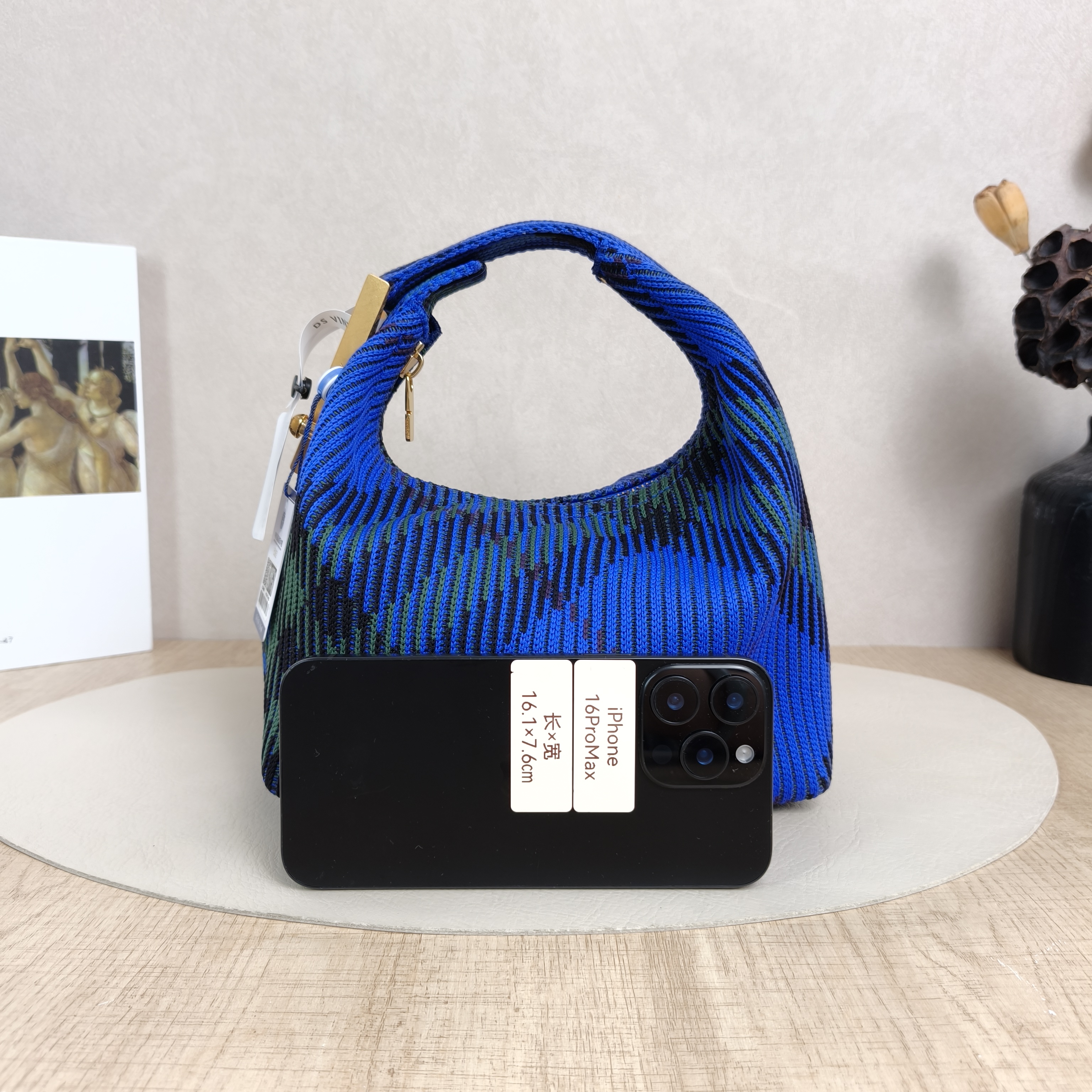 BURBERRY Clutch Clutch Blue Woven One Size21 × 11 × 15 cm — cover view 5 of 5