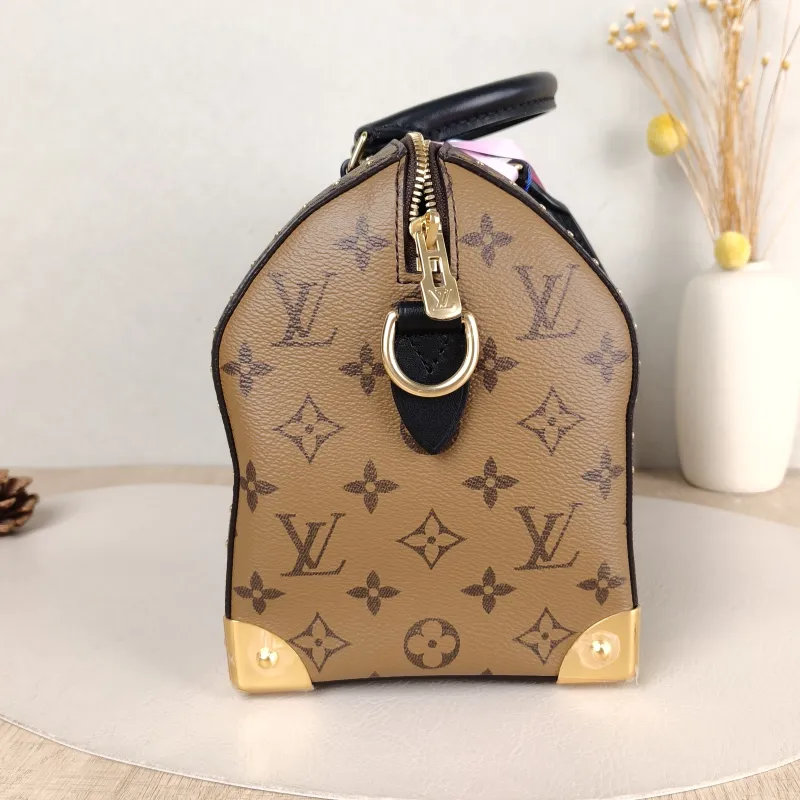 Louis Vuitton Shoulder Bag Speedy Trunk Monogram PVC One Size 27 × 15 × 20 cm — detail view 2 of 14