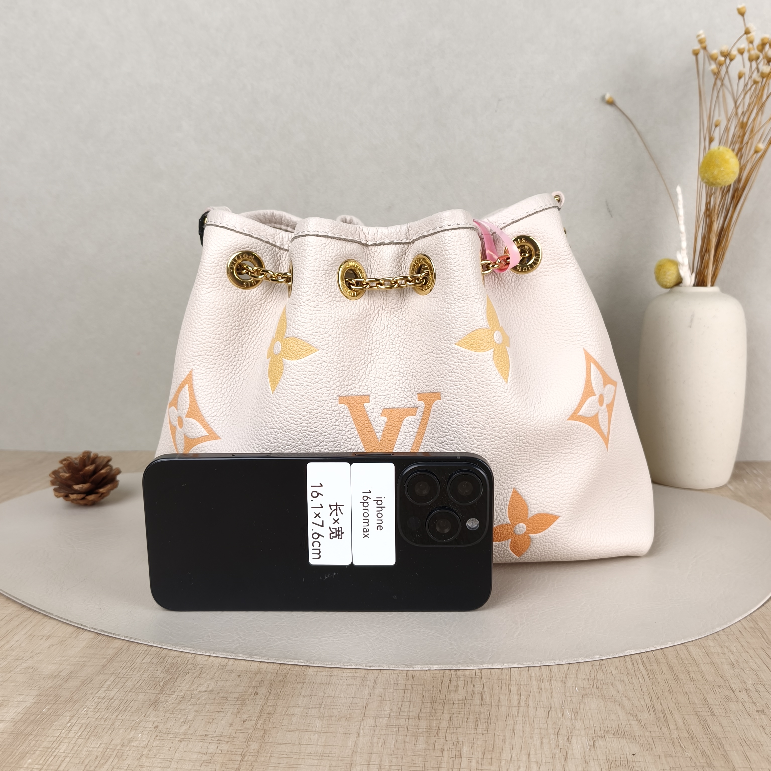 Louis Vuitton Crossbody Bag BUNDLE Beige Empreinte Embossed Calfskin Monogram Medium28 × 11.5 × 20 cm — cover view 5 of 5