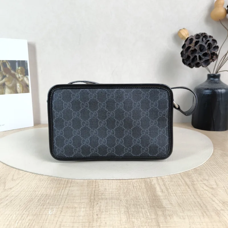 GUCCI Crossbody Bag GG Retro Collection Camera Bag Black PV Cmini22.5 × 7 × 14 cm — cover view 4 of 5