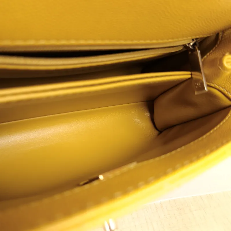 Chanel Crossbody Bag Coco Handle​ Yellow Calfskin Small24 × 10 × 14 cm — detail view 9 of 15