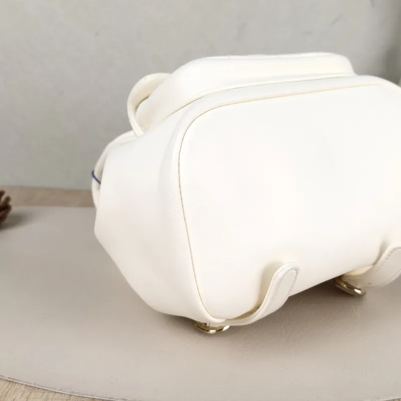 Chanel Backpack Duma White Small18 × 12 × 18.5 cm — detail view 1 of 15