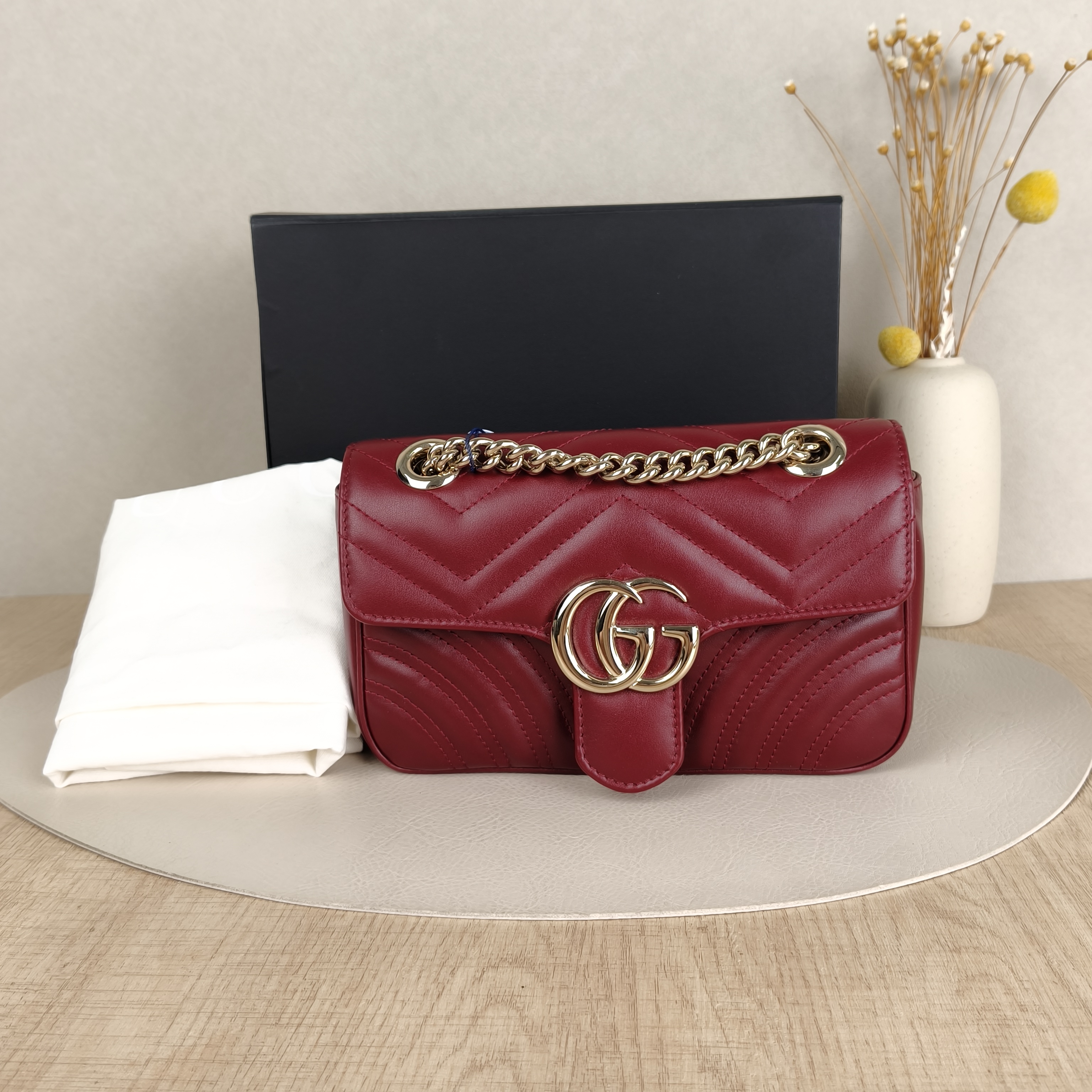 GUCCI Crossbody Bag GG Marmont Small Marmont 22 Calfskin Small22 × 6 × 13 cm — cover view 4 of 6