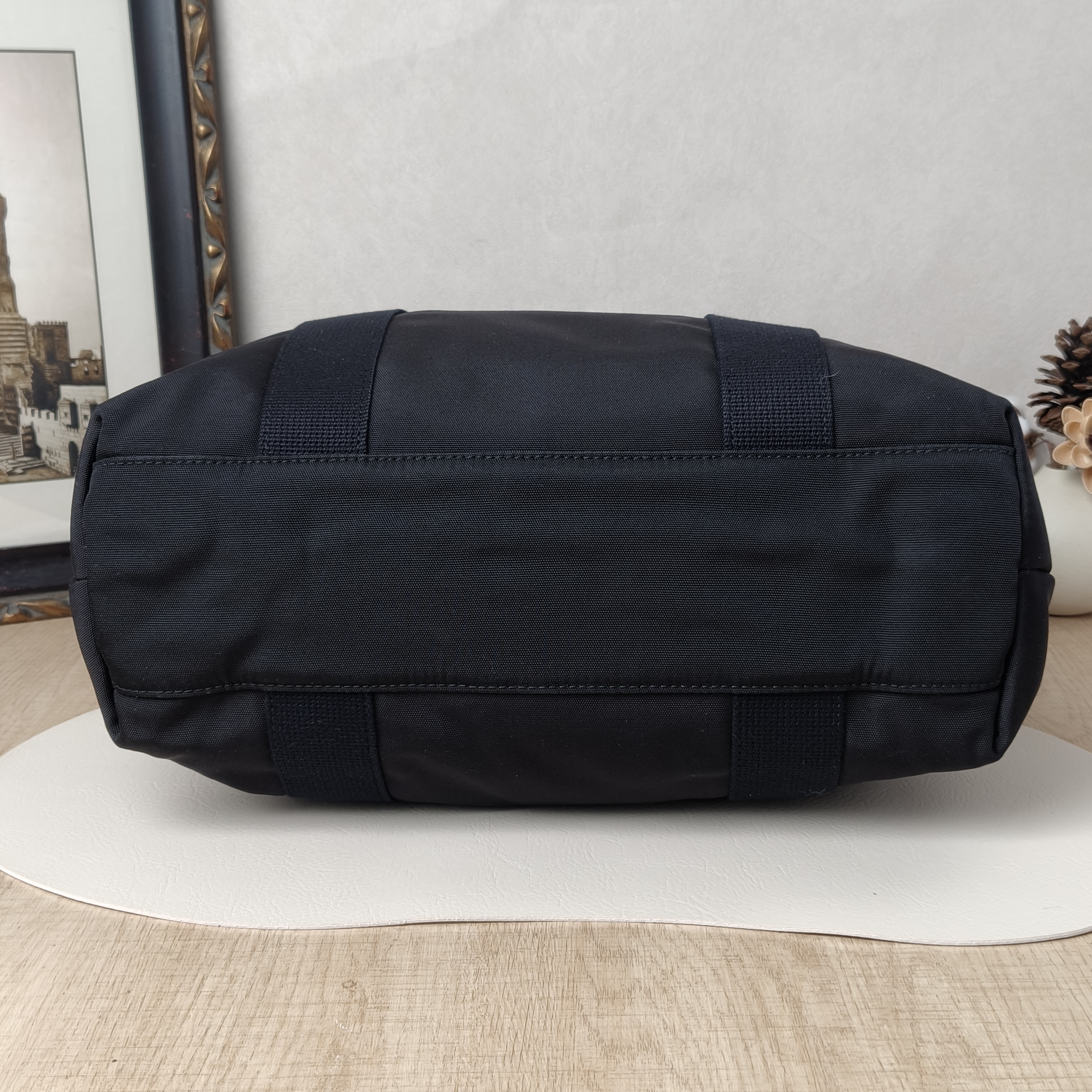 GUCCI Tote Bag Black Canvas · 34*38 — cover view 2 of 10