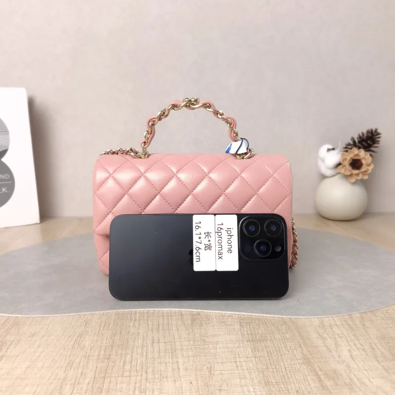 Chanel Crossbody Bag Edition mini Pink Lambskin mini 20 × 6 × 12 cm — cover view 2 of 5