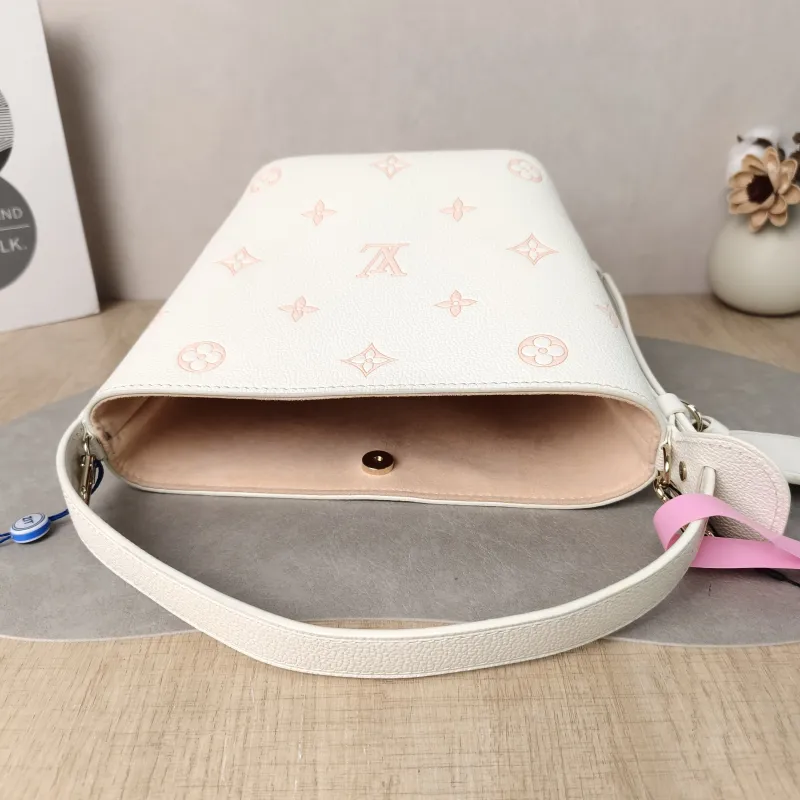 Louis Vuitton Top Handle Bag ALL IN BB White · Pink Calfskin BB 16 × 12 × 18 cm — detail view 10 of 13