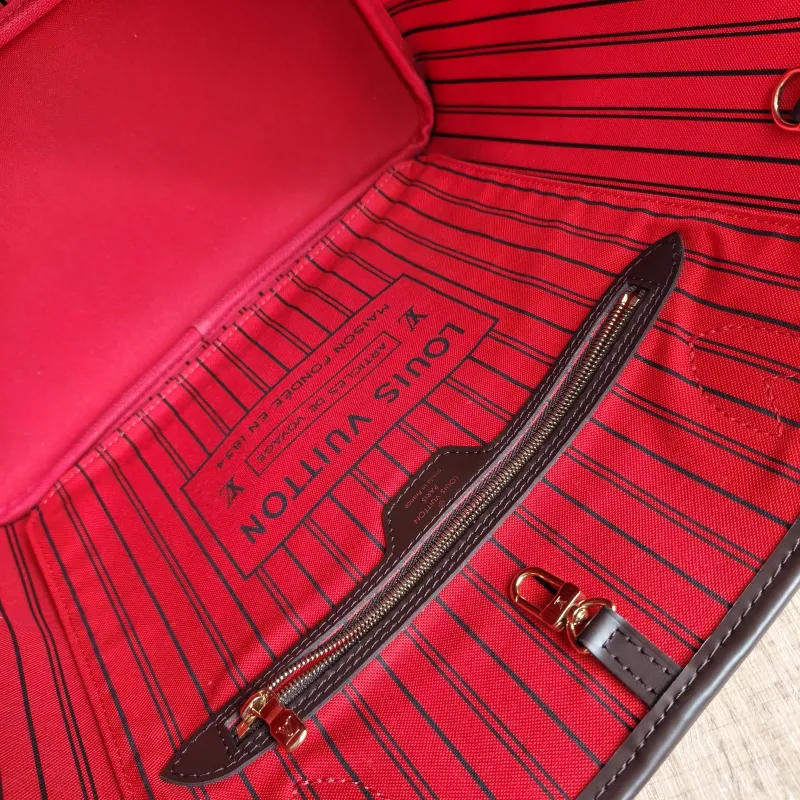 Louis Vuitton Shoulder Bag Neverfull Damier Ebene PVC Medium 31 × 14 × 28 cm — detail view 2 of 11