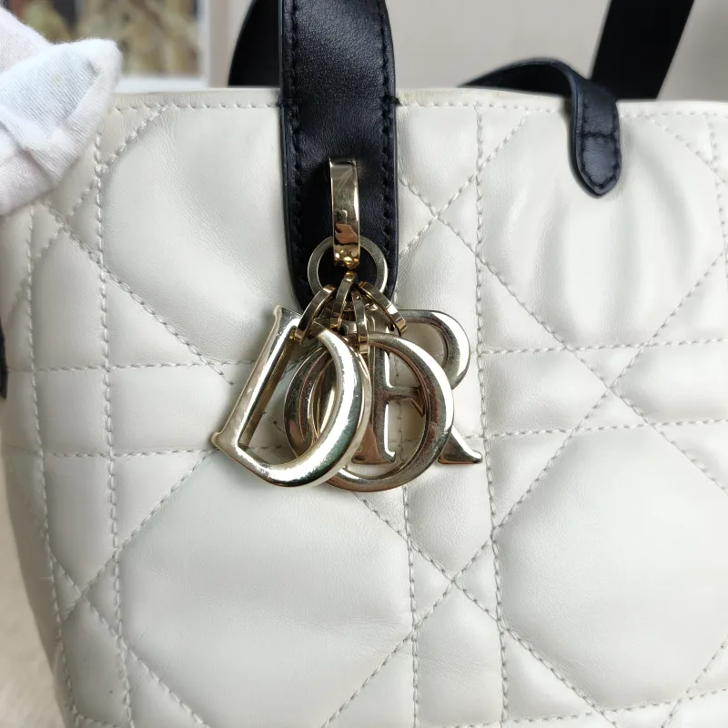 DIOR Top Handle Bag TOUJOURS Edition Calfskin Small18.5 × 12 × 18.5 cm — detail view 7 of 13