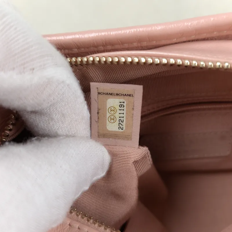 Chanel Crossbody Bag Gabrielle Gabrielle Bag Pink Calfskin Small 20 × 8 × 15 cm 27 — detail view 14 of 14