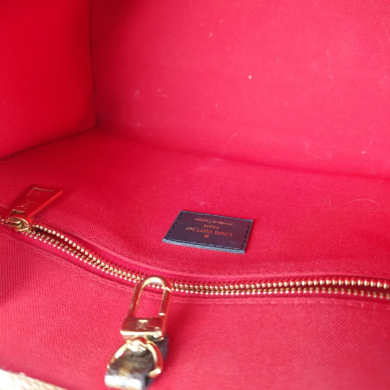 Louis Vuitton Shoulder Bag Onthego Monogram PVC Small 25 × 11.5 × 19 cm — detail view 5 of 11
