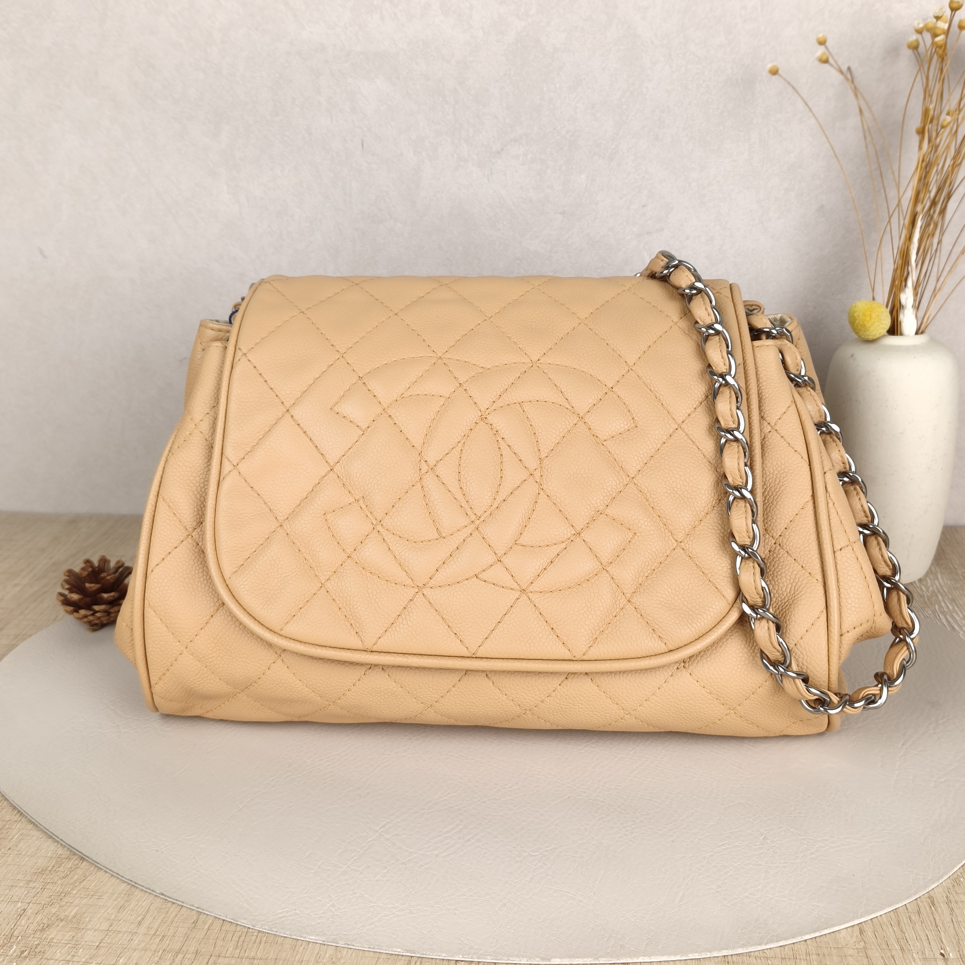 Chanel Shoulder Bag Calfskin One Size31 × 13 × 27 cm