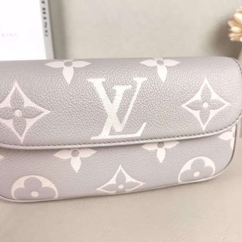 Louis Vuitton Crossbody Bag IVY Grey · White Monogram Empreinte Embossed Calfskin Small 23.5 × 4.3 × 12 cm — detail view 3 of 11