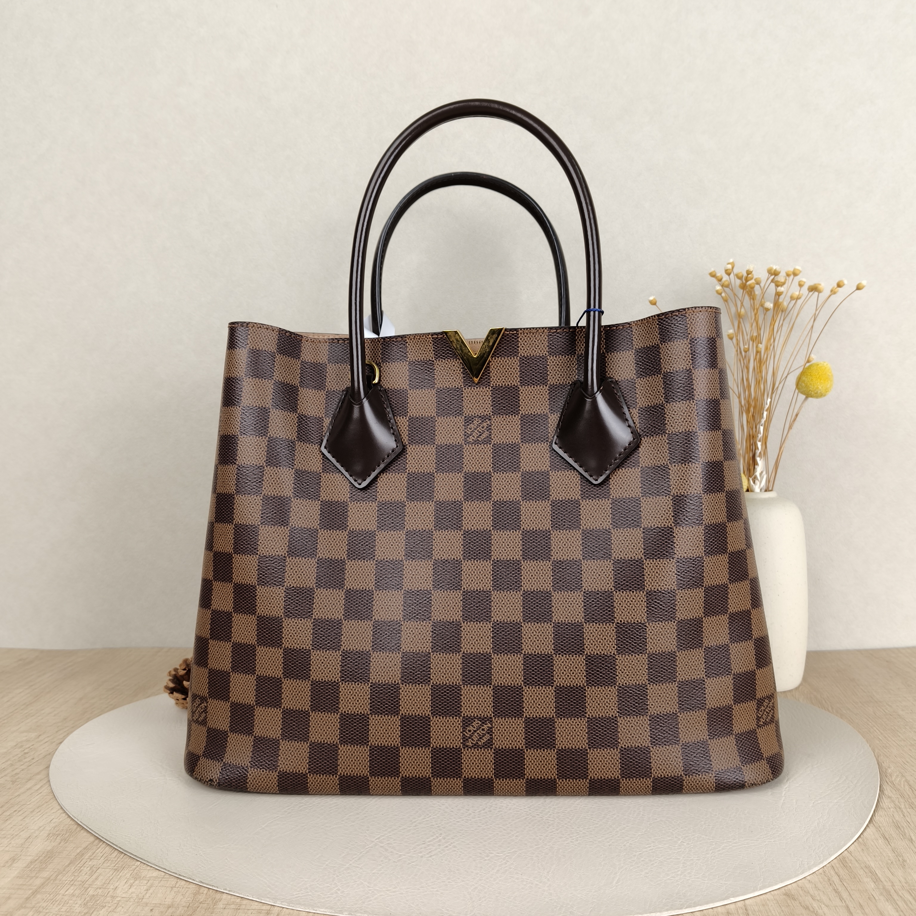 Louis Vuitton Shoulder Bag Kensington