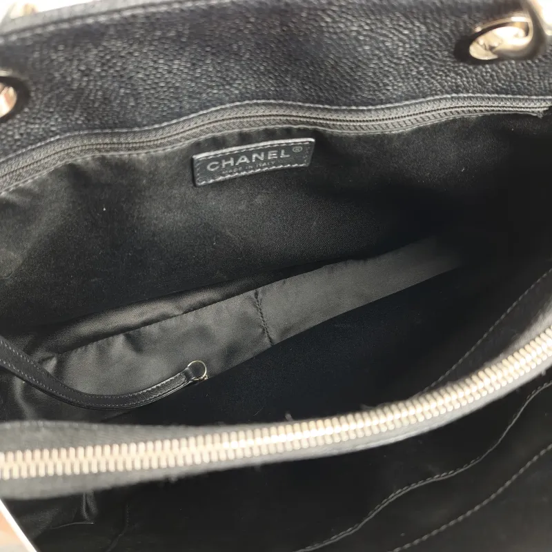 Chanel Shoulder Bag Grand Shopping Tote​ GST Shopping Tote Black Grained Calfskin Large 33 × 13 × 24 cm 15 — detail view 9 of 12