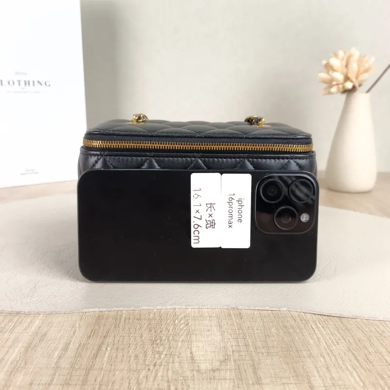 Chanel Crossbody Bag Edition Box Bag Cosmetic Bag Black Lambskin 16 × 8 × 9.5 cm — cover view 2 of 5