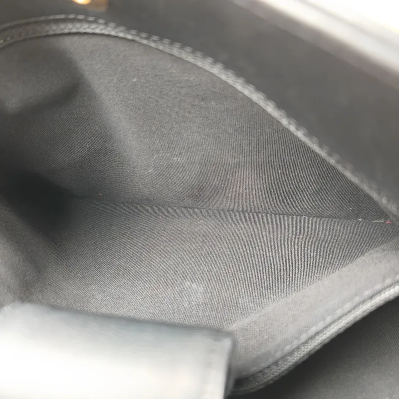 Chanel Shoulder Bag Tote Bag Black Calfskin Large 28 × 11 × 19 cm — detail view 9 of 13