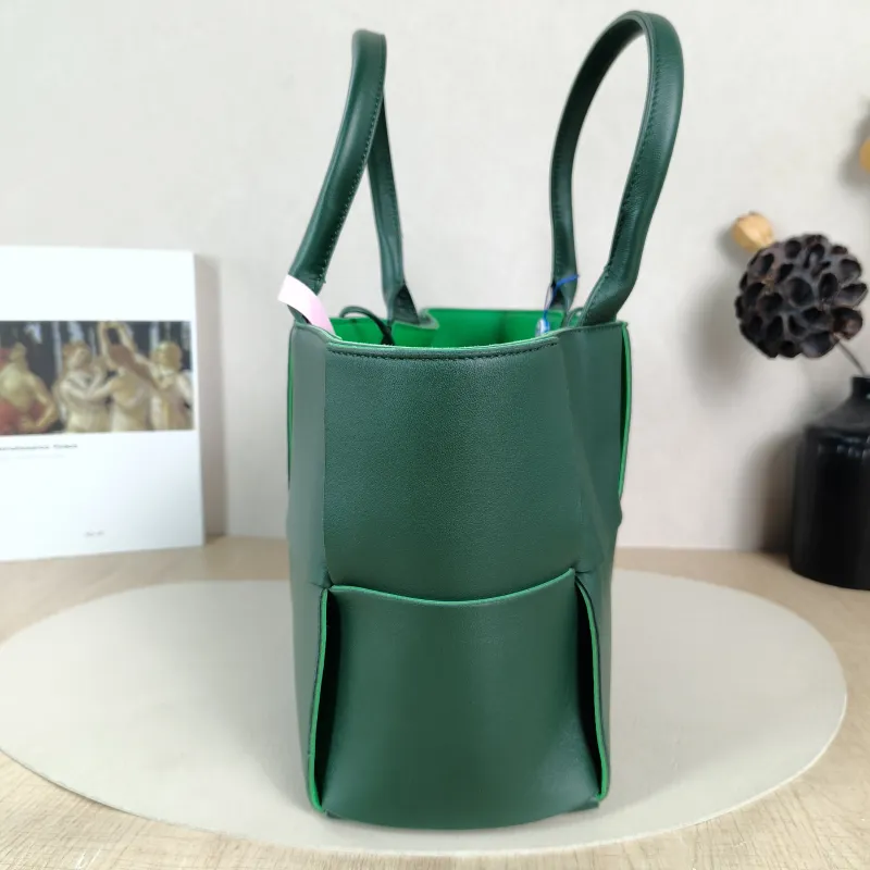 Bottega Veneta Top Handle Bag Arco Woven Tote Bag Green Lambskin Small 30 × 11.5 × 20 cm — detail view 10 of 13