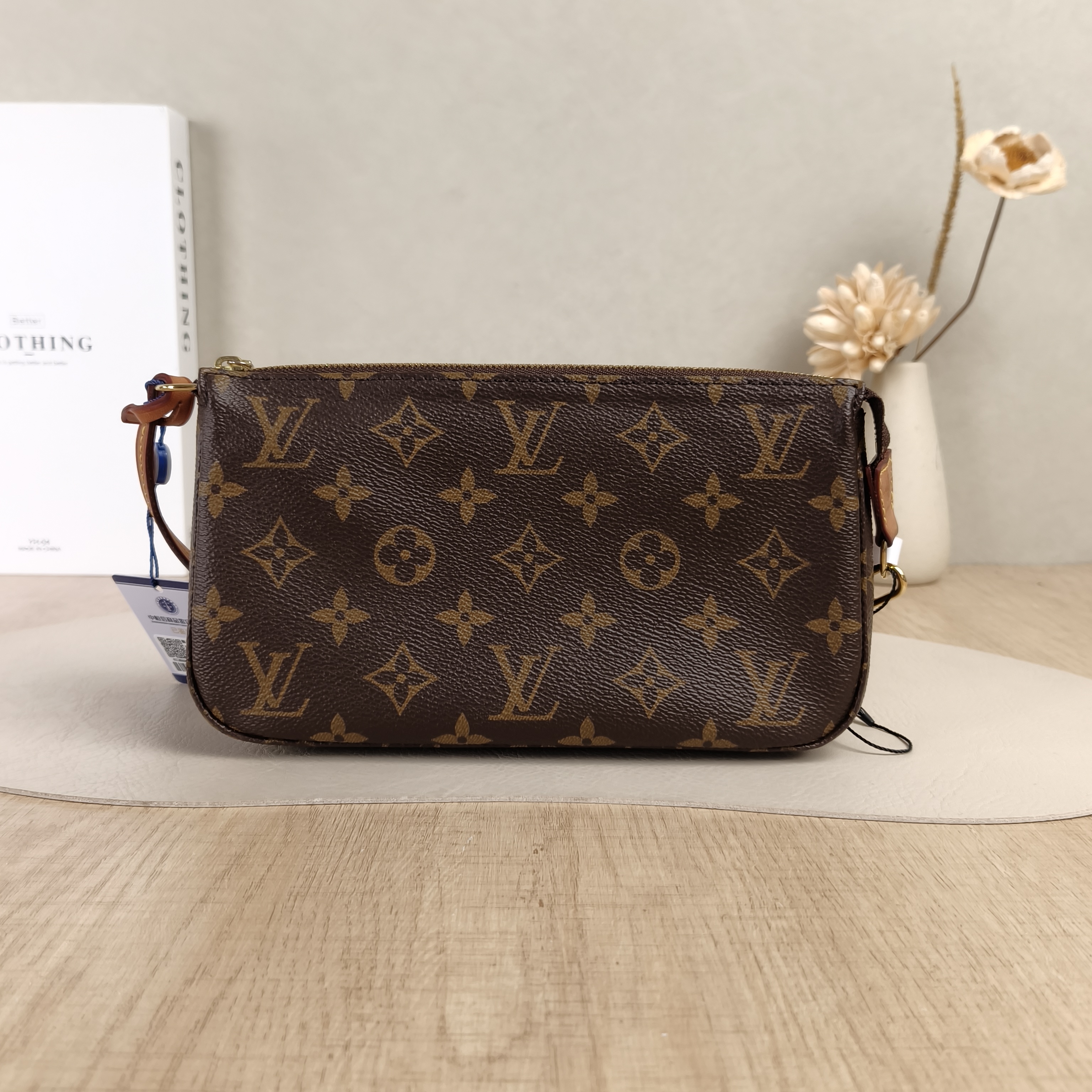 Louis Vuitton Shoulder Bag Accessory Monogram PVC Large23.5 × 4 × 13.5 cm