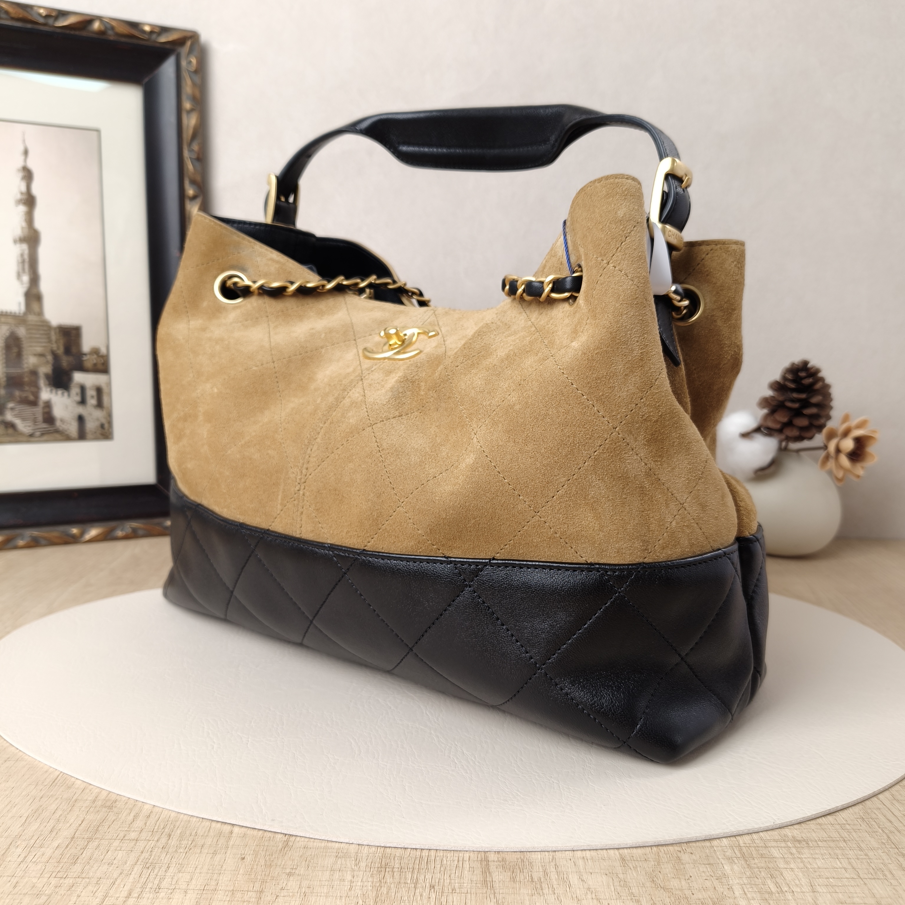 Chanel Top Handle Bag25a Suede Top Handle Bag Black Suede Small36 × 14 × 24 cm — cover view 10 of 10