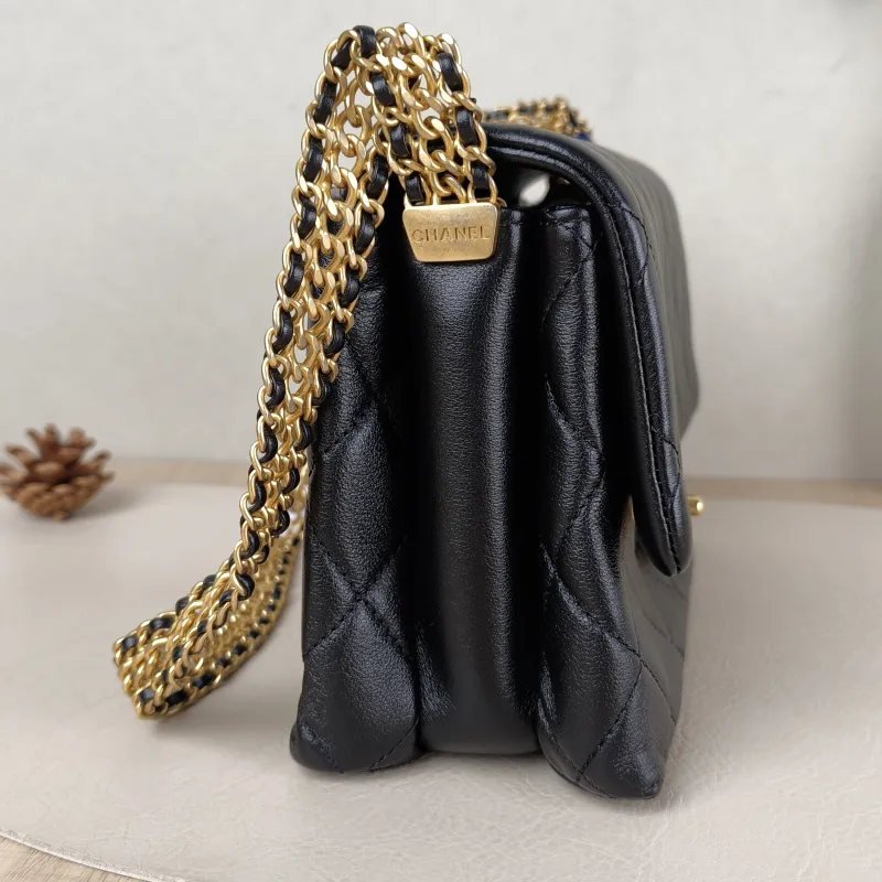 Chanel Crossbody Bag 23s Black Lambskin One Size 21 × 8 × 14 cm — detail view 7 of 12