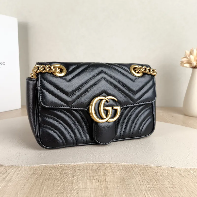 GUCCI Crossbody Bag GG Marmont Small Marmont 22 Black CC alfskin Small 22 × 6 × 13 cm — cover view 5 of 5