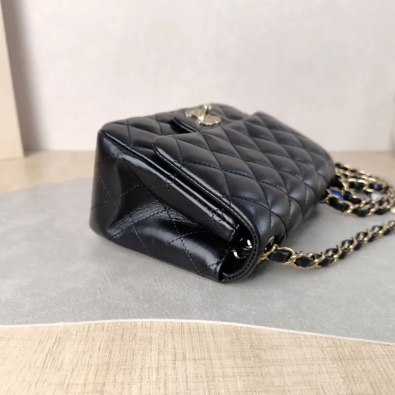 Chanel Crossbody Bag Classic Flap Mini CF Mini Black SL ambskin Mini 17 × 8 × 13.5 cm — detail view 7 of 9