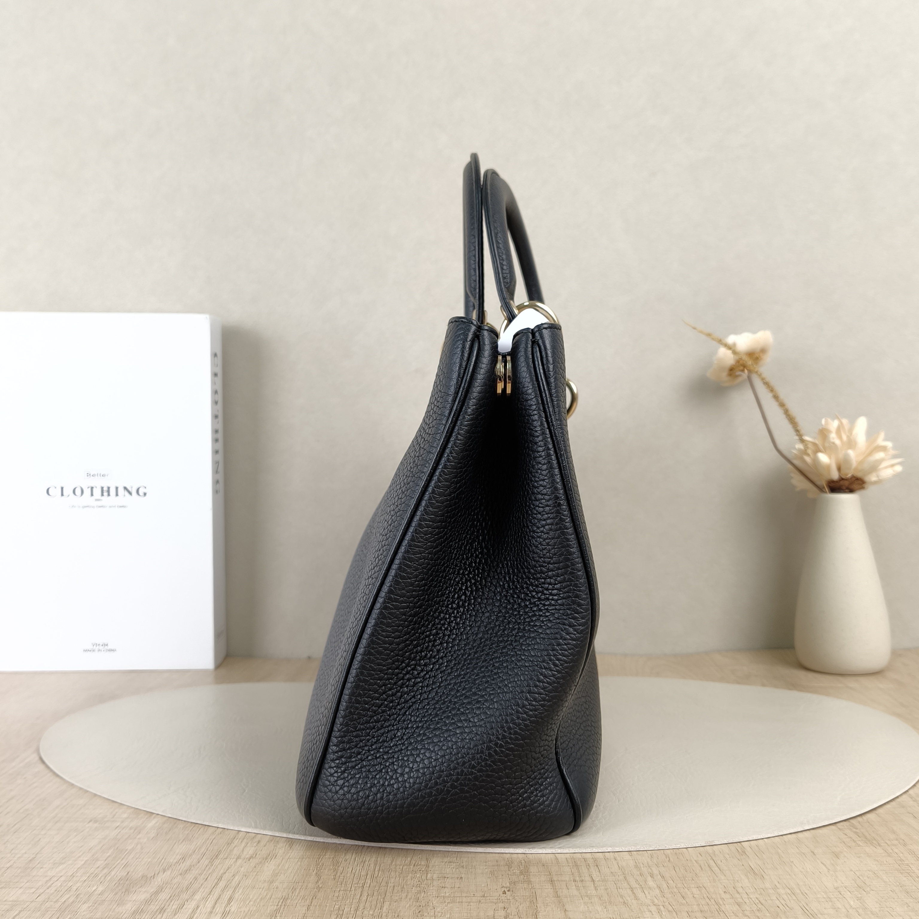 DIOR Top Handle Bag issimo Black Calfskin Medium32 × 11 × 23 cm — cover view 4 of 8
