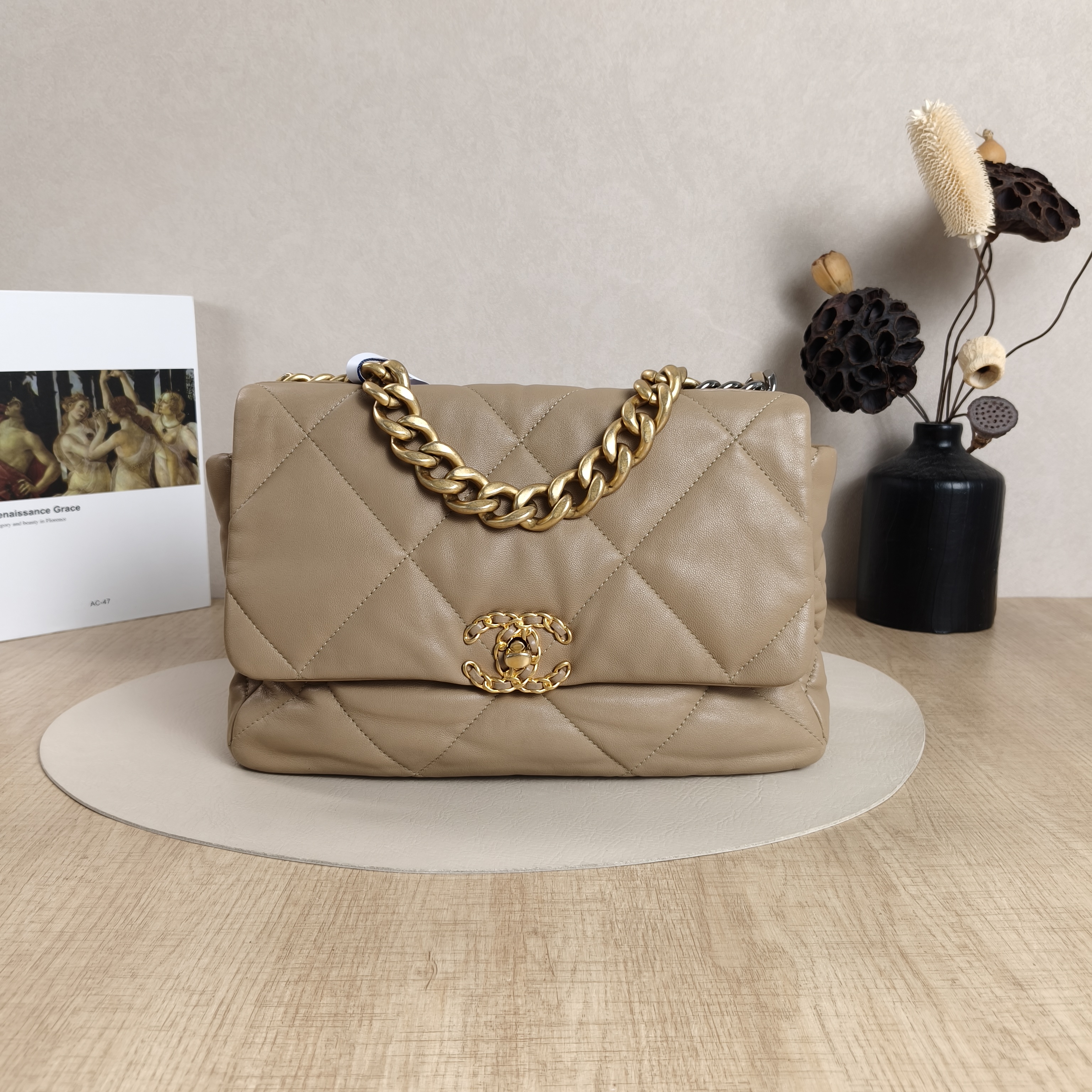 Chanel Crossbody Bag19Bag Taupe Lambskin Medium30 × 10 × 20 cm